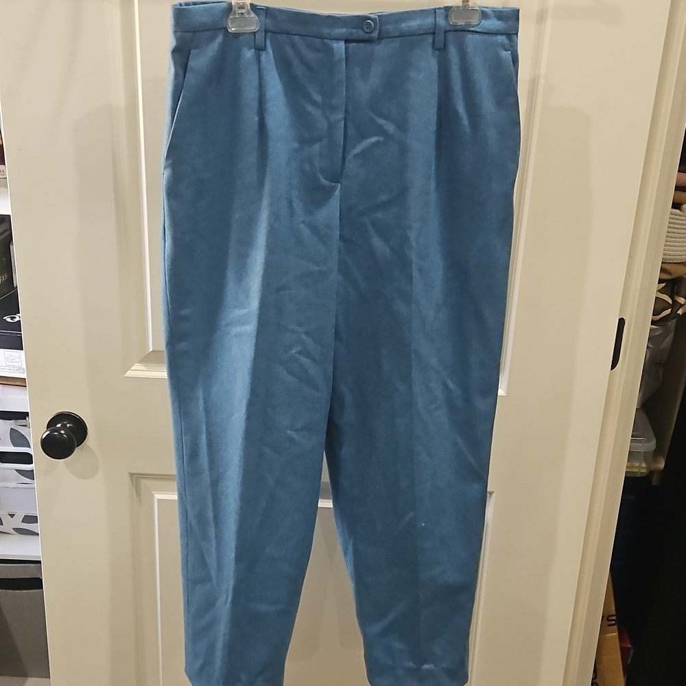 Pendleton Blue colored 100% Virgin Wool pants size 16